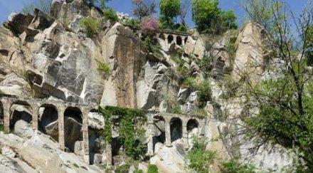 гнусно извратен воайор шокира момиче бунарджика