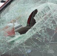 Тежка катастрофа с младежи на Е-79 между Мездра и Ботевград (СНИМКИ)
