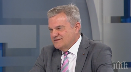 румен петков усещането самодостатъчност вредно политиката