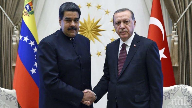 Властите в Турция обявиха, че ще продължават да развиват отношенията си с Венецуела