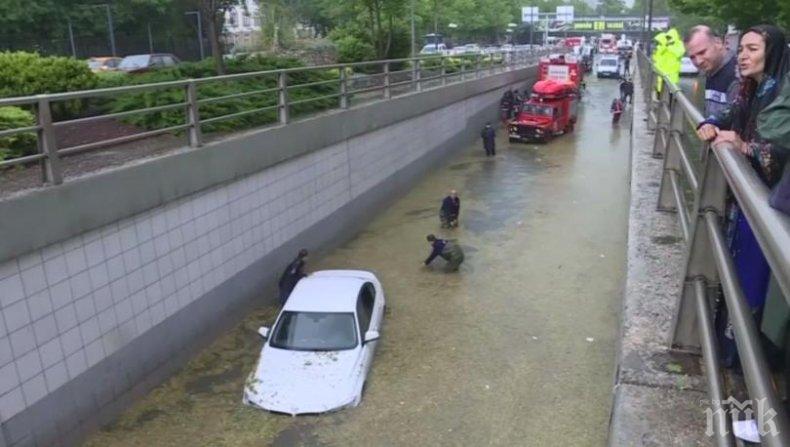 Страшни наводнения в Анкара заради обилните валежи