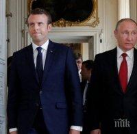 В САНКТ ПЕТЕРБУРГ: Макрон ще търси компромисни позиции с Путин 