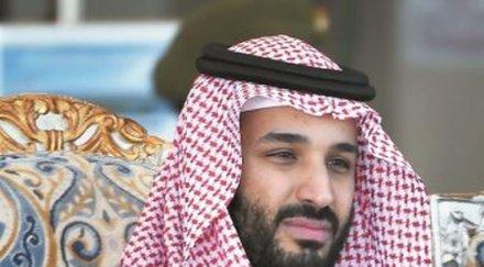 пример арабски шейх плати дълговете всички футболни клубове страната