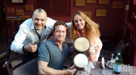 джерард бътлър кон владая снимка