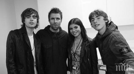 лиъм галахър срещна пръв път дъщеря моли