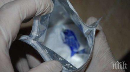 удар полицията спипа тона амфетамини контейнер лимонена киселина