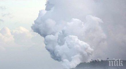 потокът лава хаваите достигна тихия океан