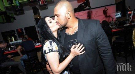 гринго софка остана решетките стопил мъка певицата