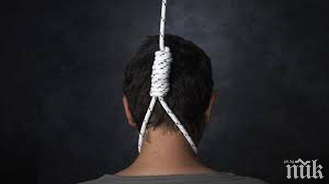 Млад мъж тръгна да се беси с електрически кабел, спасиха го