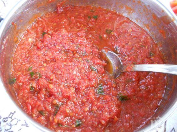 ПОЛЕЗНО: Доматеният сос помага храносмилателната система
