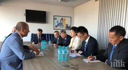 цветанов срещна лидер комунистическата партия китай