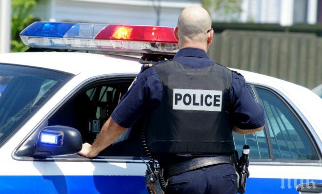 Въоръжени посетители убиха нападател в ресторант в САЩ 