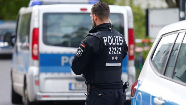 Една жена е убита и една ранена при стрелба в Германия