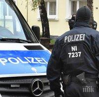Двама ранени при атака с нож във влак в Германия