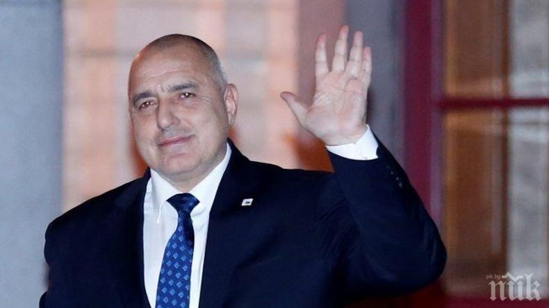 ЕКСКЛУЗИВНО В ПИК! В деня на детето Борисов показа порасналия си внук (СНИМКА)