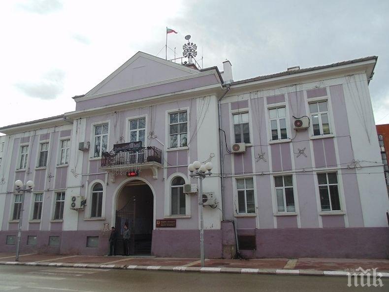 Общинските съветници в Козлодуй отпуснаха заем на читалище
