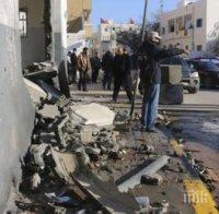Жена загина, а петима бяха ранени при нападение на полицейски участък в Източна Либия
