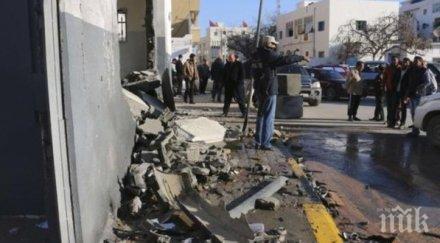 жена загина петима бяха ранени нападение полицейски участък източна либия