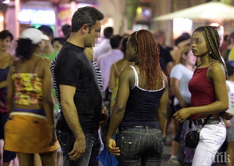 Африкански проститутки заляха Москва преди Мондиала