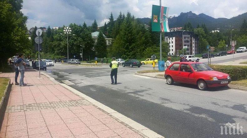 80-годишен отнесе прокурор и детето й на пешеходна пътека