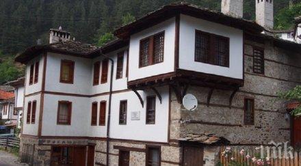 широка лъка тържествено честваха 200 години просветно дело