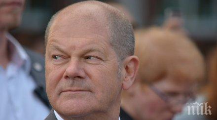 германският финансов министър опит успокои немските граждани ситуацията италия