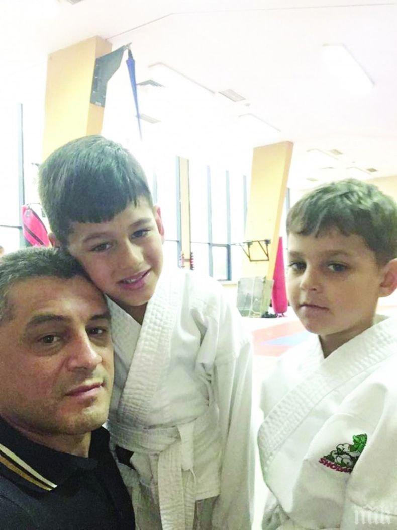 НОВО АМПЛОА! Краси Янков тръгна на таекуондо  
