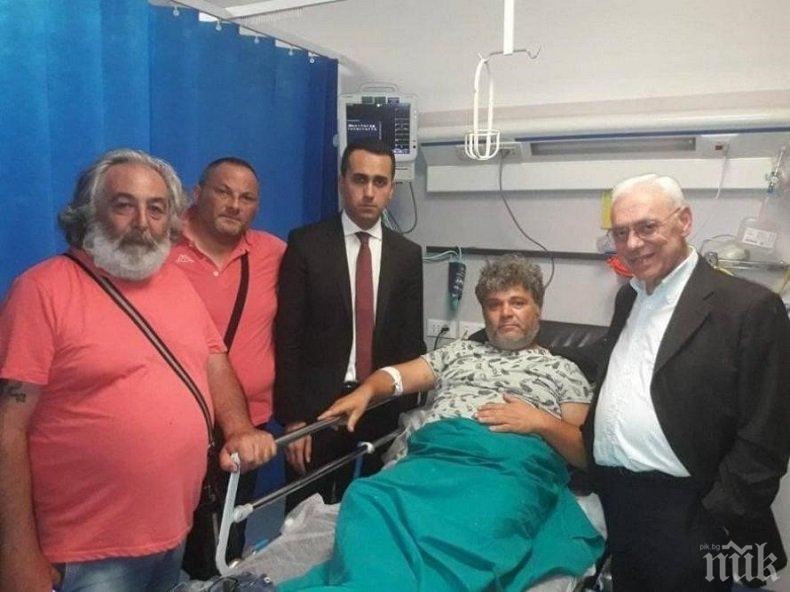 Вицепремиерът на Италия връща уволнен самоубиец на работа