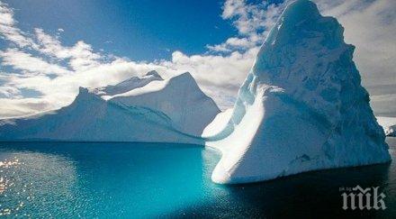тревожно ледът антарктика топи три