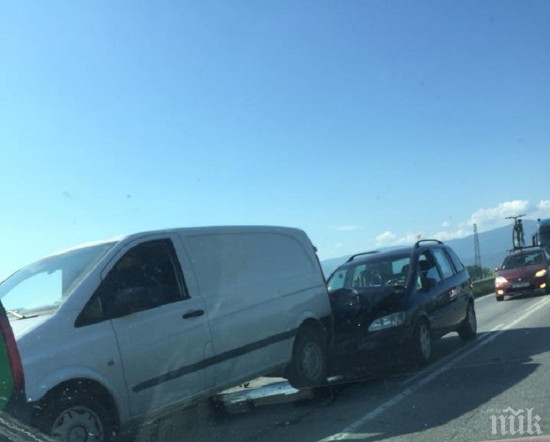 Всяка трета злополука става на път за работа