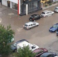 Спряха трамваи в София заради потопа