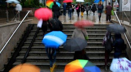 поройният дъжд софия наводни улици булеварди