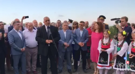 първо пик борисов откри пътя поморие равда поповете молят жертви шофьорите карат внимателно изтрепаха обновена