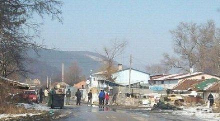 принудително извеждат ромски семейства жилищата габрово