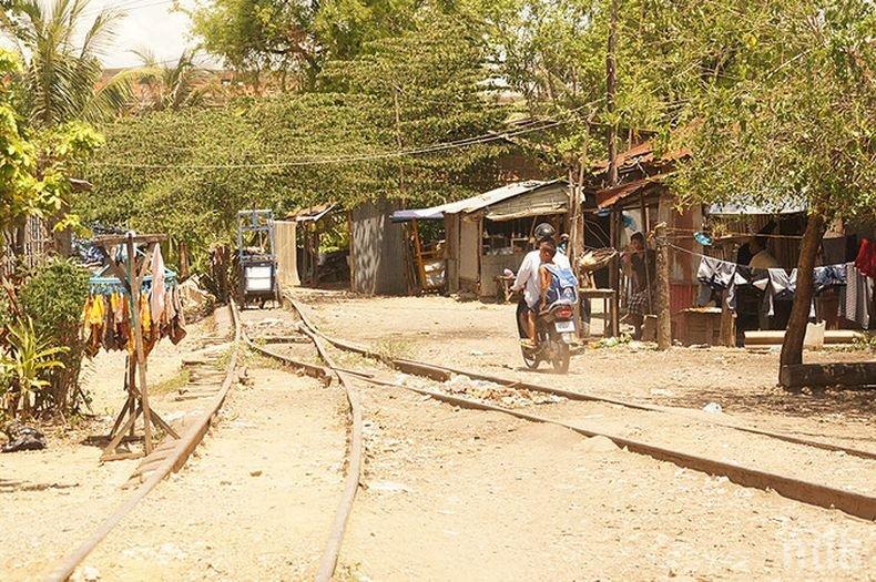 Съпругата на принца на Камбоджа е починала в болница след пътен инцидент