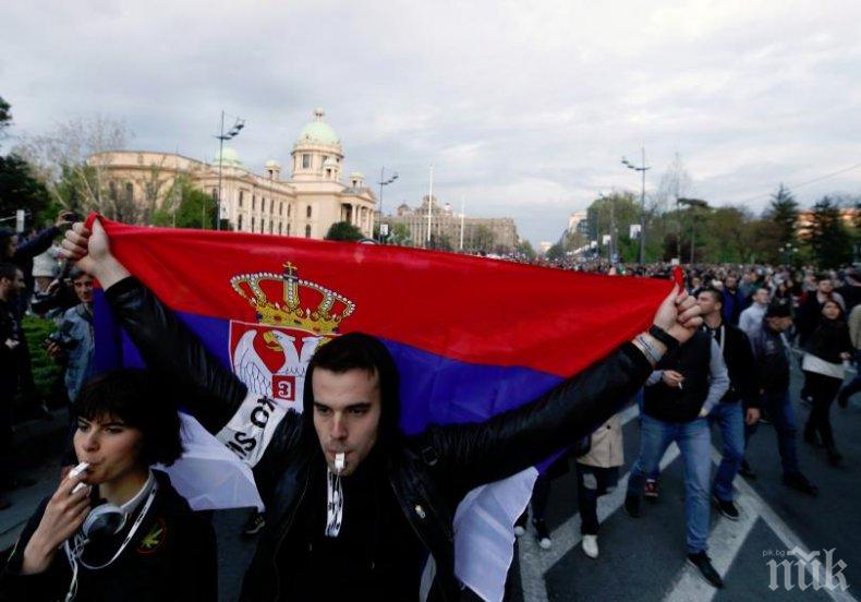 Едва 39% от сърбите имат положително мнение за ЕС