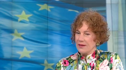 пародия ефир съдената кражба козметика летище елена поптодорова дава оценка европредседателството