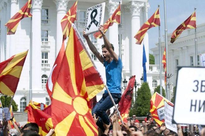 Протестиращите в Скопие: Президентът остана последния ни бастион