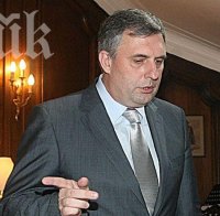 Калфин скочи срещу Йотингер: Защо да сме 