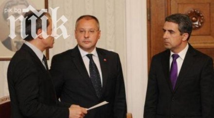 орешарски кандидатите министри гарантираха скандали около тях