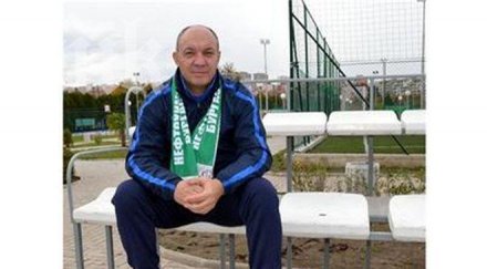 легендарният бек пацо николов стана шеф нефтохимик