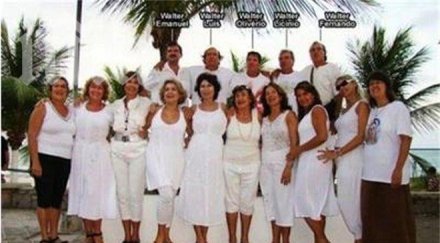 майка кръсти деца едно също име