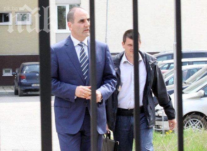 Магистрати обсъждат арест за Цветан Цветанов