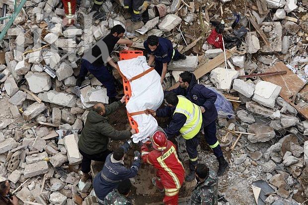 Рухна общежитие в Русия, има ранени