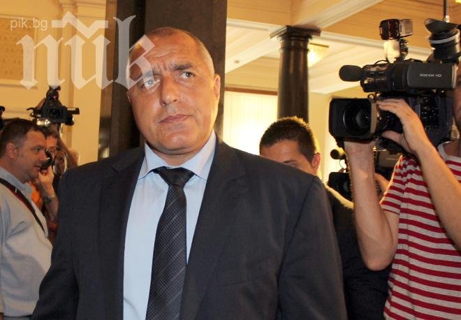 Борисов не ще оставка от Цветанов