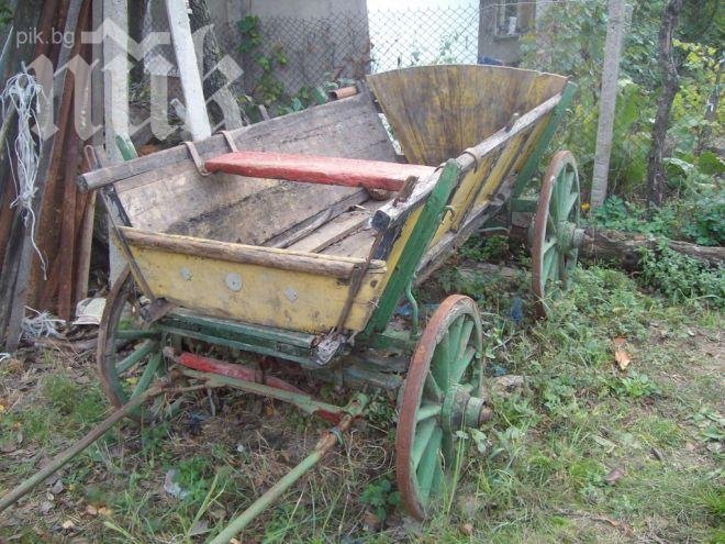 57-годишна жена загина, след като падна от каруца