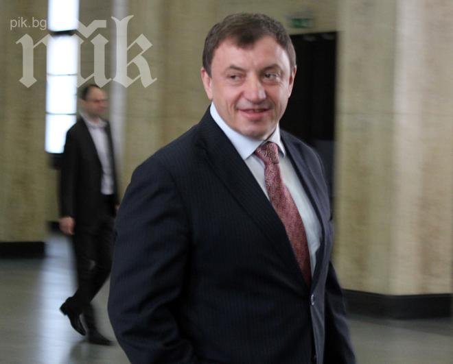 Алексей Петров пред ПИК: Нямаше кой друг освен Писанчев да оглави ДАНС