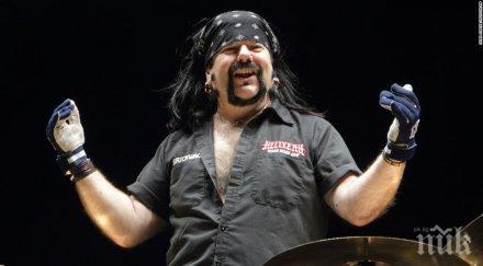 метълът траур почина легендарният вини пол