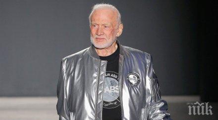 астронавтът бъз олдрин съди децата забранили жени