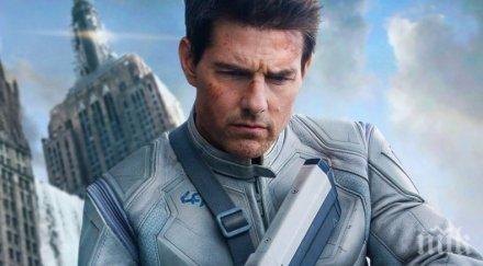 щерката том круз продава лимонада гей парад снимка